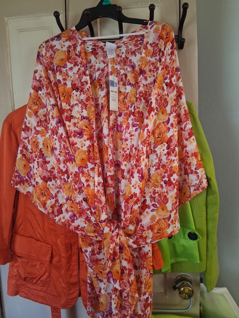 Nwt Agnes & Dora Orange Multi Floral Kimono